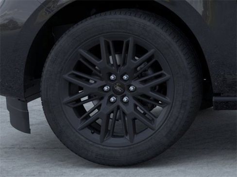 New 2026 Ford Expedition Max Platinum image 19