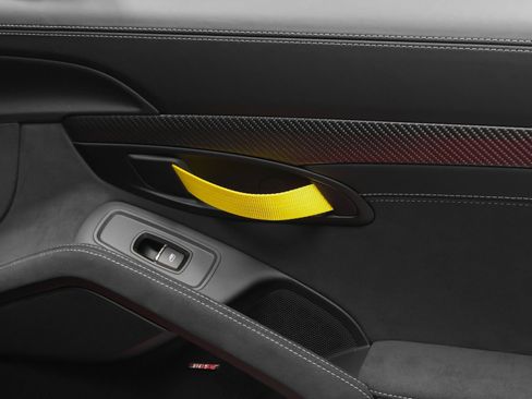 Used 2025 Porsche 718 Cayman GT4 RS RWD image 44