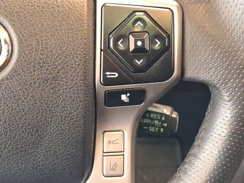 Certified 2021 Toyota 4Runner SR5 Premium image 24