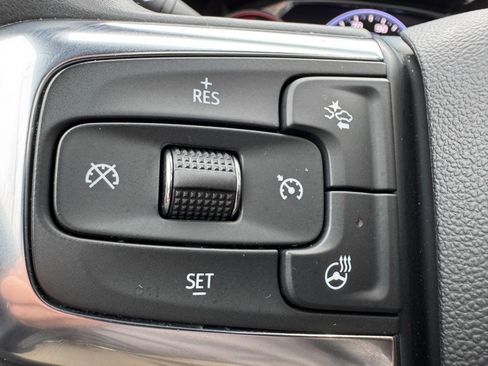 Used 2023 Chevrolet Blazer RS w/ Enhanced Convenience Package image 17