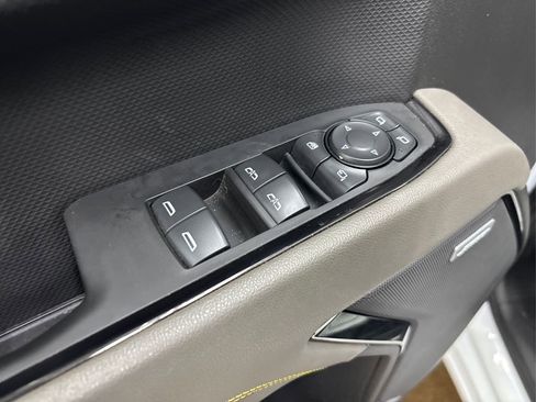 Used 2024 Chevrolet Silverado 1500 ZR2 w/ Technology Package image 38