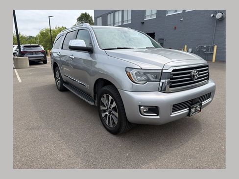 Used 2018 Toyota Sequoia Limited AWD/4WD image 1
