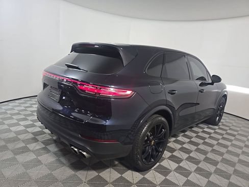 Used 2019 Porsche Cayenne S AWD/4WD image 4