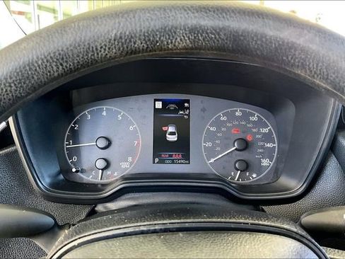 Used 2025 Toyota Corolla LE image 12