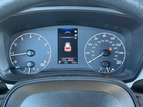 Certified 2024 Toyota Corolla Cross L image 30