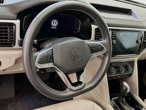 Used 2023 Volkswagen Atlas SE w/ Black Wheel Package AWD/4WD image 18