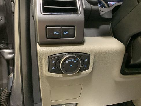 Used 2022 Ford F350 XLT w/ XLT Premium Package AWD/4WD image 26
