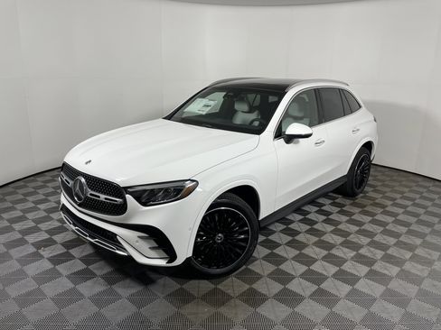 New 2026 Mercedes-Benz GLC 300 image 1