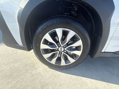 Certified 2025 Subaru Outback Limited image 10