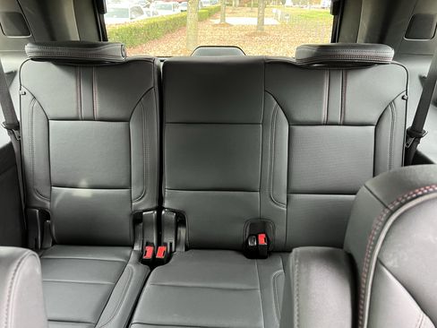 Used 2022 Chevrolet Tahoe RST w/ Luxury Package image 33