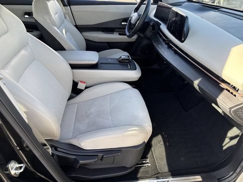 Certified 2024 Nissan Ariya AWD image 27