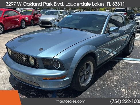 Used 2008 Ford Mustang Premium RWD image 5
