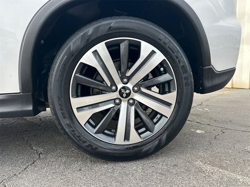 Used 2020 Mitsubishi Outlander Sport ES image 20