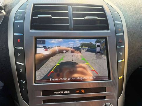 Used 2020 Lincoln MKZ Reserve w/ Elements Package FWD image 12