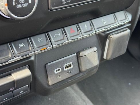 New 2026 Chevrolet Silverado 1500 Custom Trail Boss w/ Turbomax Blackout Package image 13