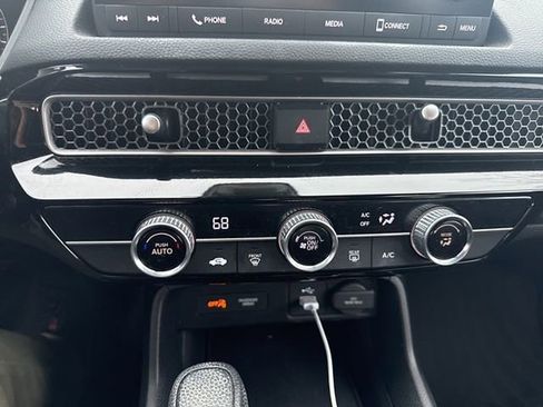 Used 2023 Honda Civic LX image 11