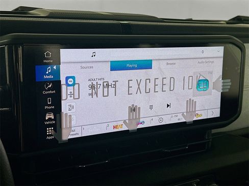 New 2026 Jeep Gladiator Sport image 13