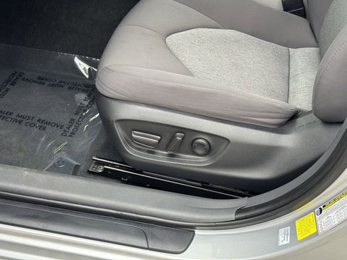 Used 2022 Toyota Camry LE w/ Cold Weather Package image 19