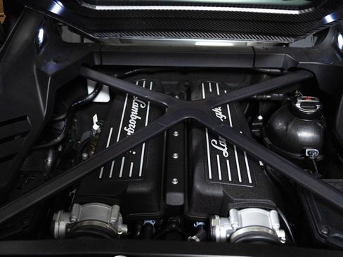 Used 2023 Lamborghini Huracan Tecnica image 53