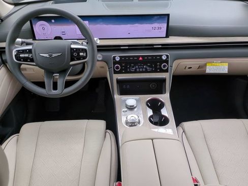 Used 2025 Genesis GV80 3.5T Advanced AWD/4WD image 12