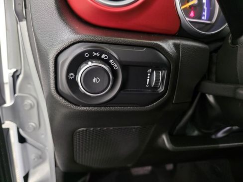 Certified 2023 Jeep Wrangler Unlimited Rubicon image 28