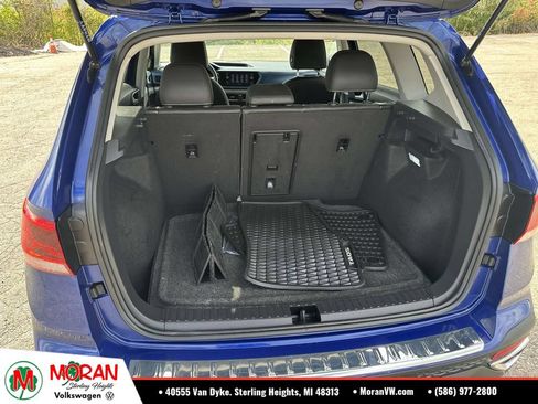 Certified 2024 Volkswagen Taos SE AWD/4WD image 11