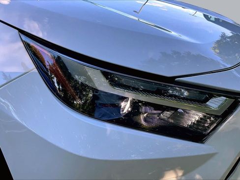 Used 2023 Toyota RAV4 LE AWD/4WD image 49