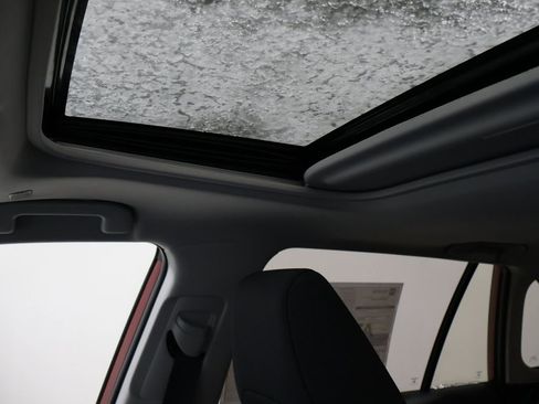 New 2025 Toyota RAV4 XLE image 30