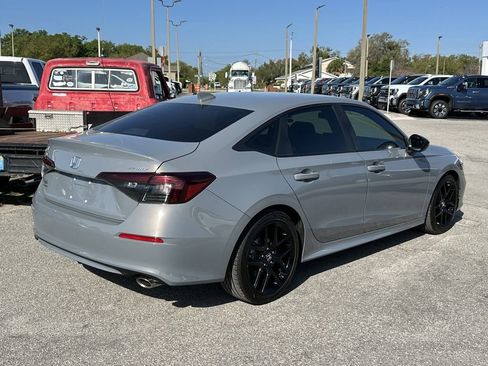 Used 2025 Honda Civic Sport image 5