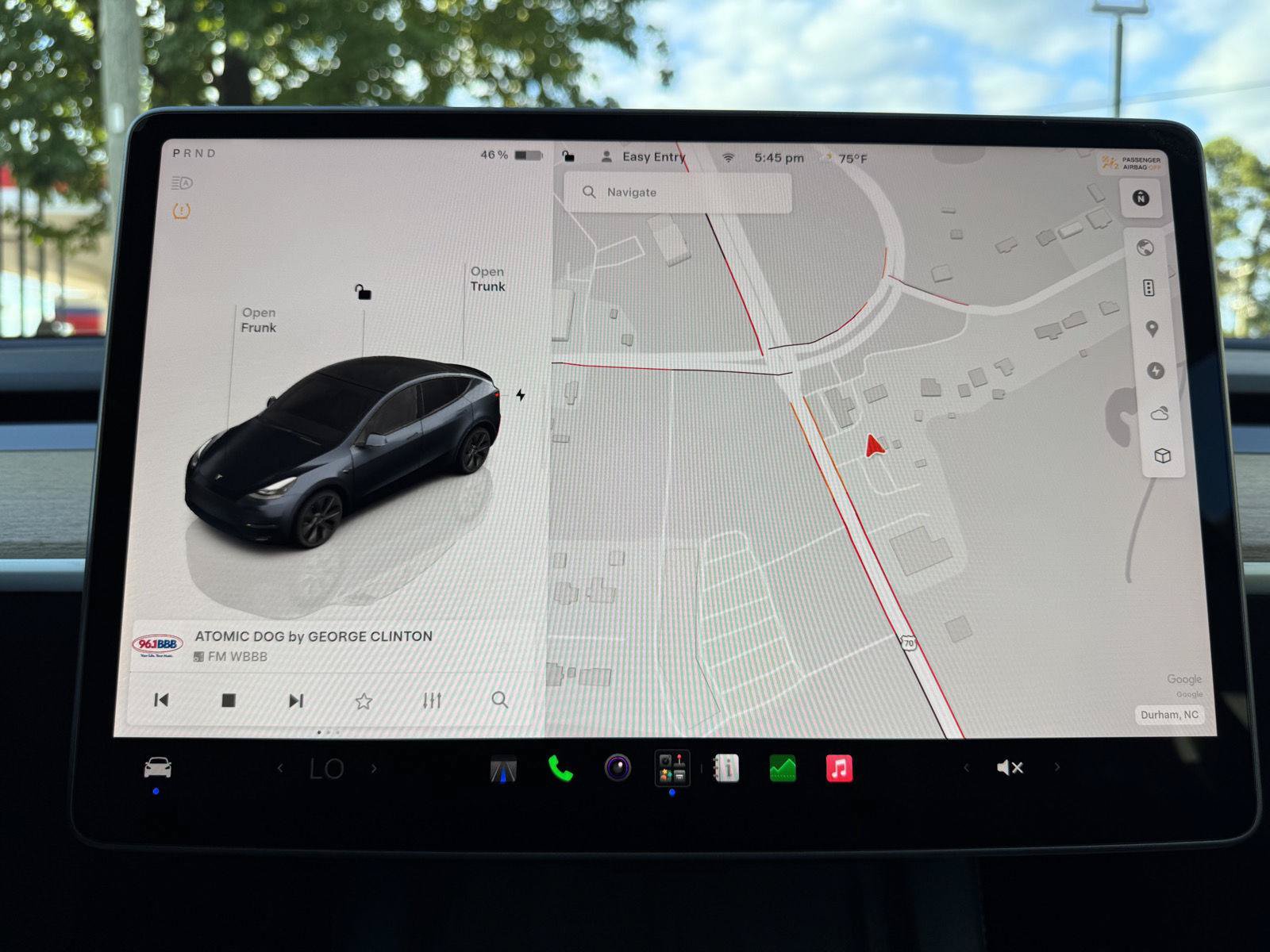 Used 2024 Tesla Model Y Long Range AWD/4WD image 21
