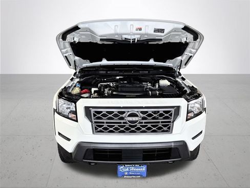 Used 2022 Nissan Frontier SV AWD/4WD image 21