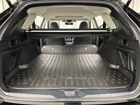 Used 2025 Subaru Outback Onyx Edition image 29