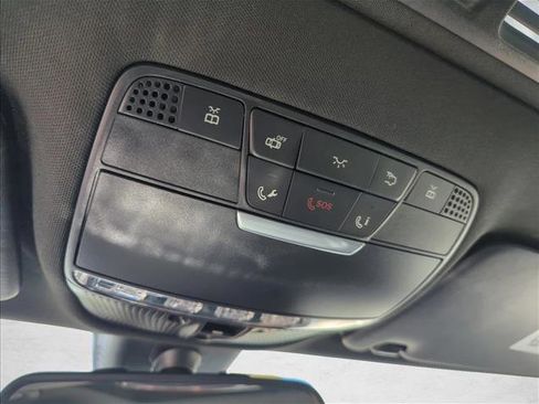 Used 2018 Mercedes-Benz C 300 Sedan image 12