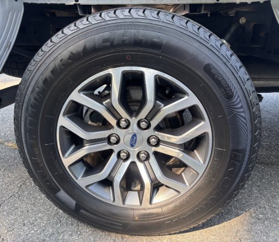 Used 2021 Ford F150 Lariat w/ FX4 Off-Road Package AWD/4WD image 25