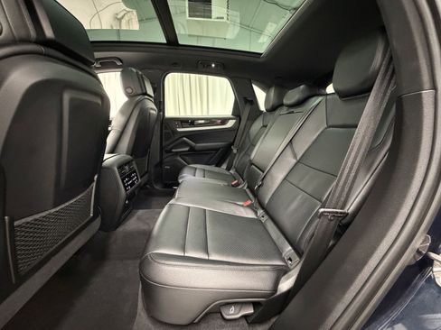 Certified 2024 Porsche Cayenne image 20