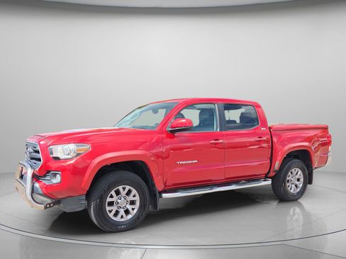Used 2016 Toyota Tacoma SR5 w/ SR5 Appearance Package (SN) RWD image 2