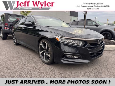 Used 2020 Honda Accord Sport image 1