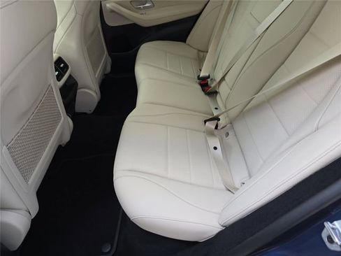 New 2026 Mercedes-Benz GLE 450 4MATIC image 16