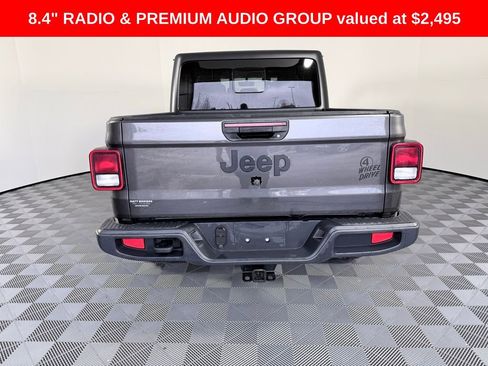 Used 2023 Jeep Gladiator Willys image 4