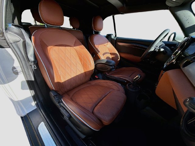 Used 2024 MINI Cooper S w/ Signature Upholstery Package FWD image 14