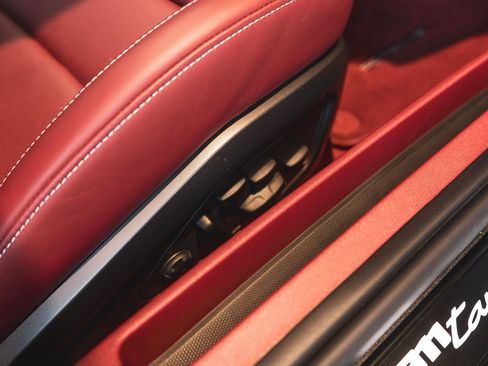 Used 2023 Porsche 911 Targa 4 GTS image 34