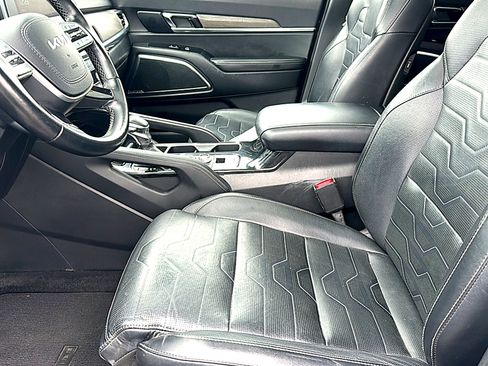 Used 2022 Kia Telluride SX w/ SX Prestige Package AWD/4WD image 13