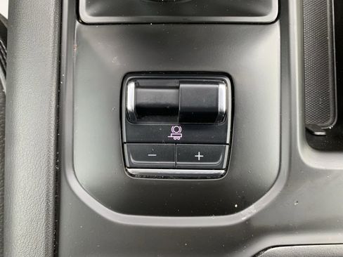 Used 2022 GMC Sierra 1500 Denali image 32