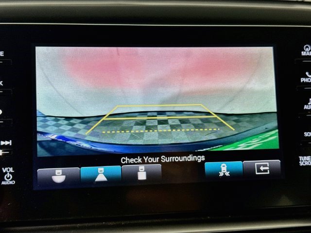 Used 2018 Honda Accord Touring image 18