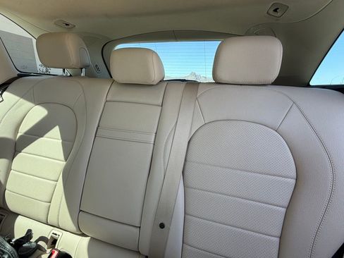 Used 2016 Mercedes-Benz GLC 300 image 11