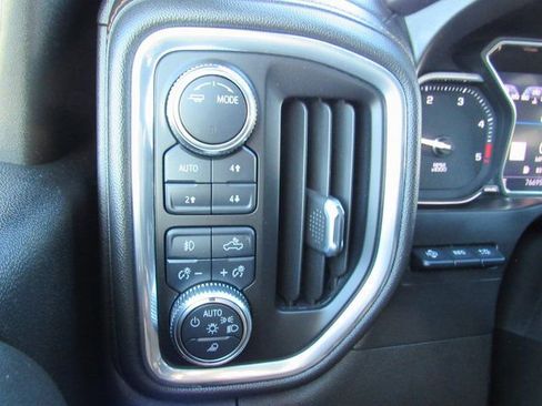Used 2021 GMC Sierra 2500 AT4 w/ AT4 Premium Plus Package image 17