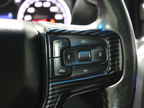 Used 2022 Chevrolet Silverado 1500 LT Trail Boss w/ LT Trail Boss Premium Package AWD/4WD image 12
