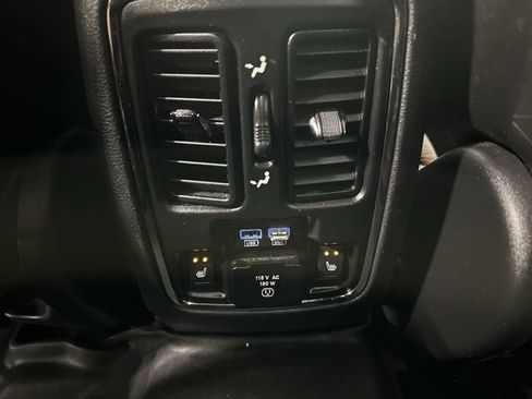 Used 2017 Dodge Durango R/T w/ Trailer Tow Group IV AWD/4WD image 35