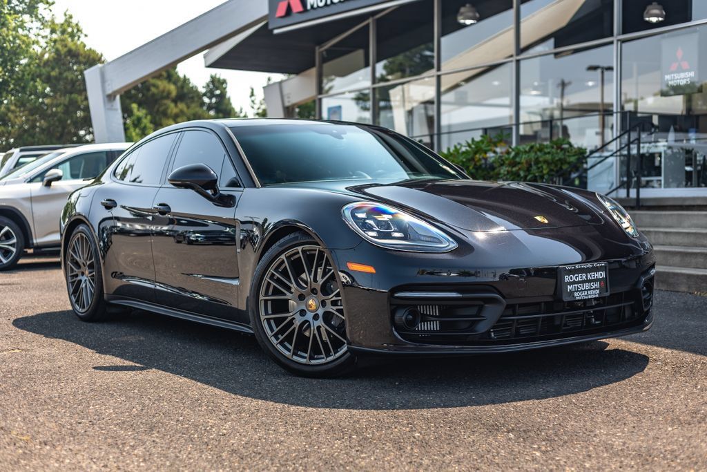 Used 2023 Porsche Panamera 4 Platinum Edition AWD/4WD image 1