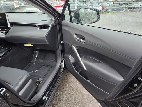 New 2026 Toyota Corolla Cross XLE image 12